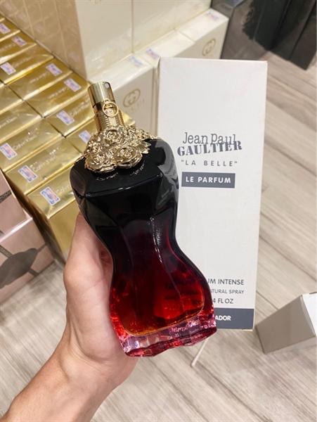 Chai JPG La Belle Le Parfum hình thân nữ
