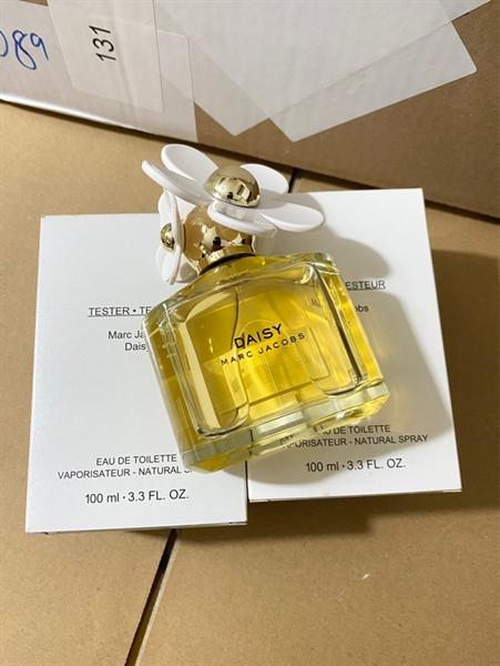 Chai Marc Jacobs Daisy EDT nắp hoa cúc trắng