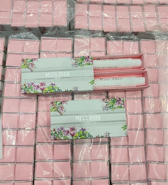 Bộ hai vial Miss Dior 1ml
