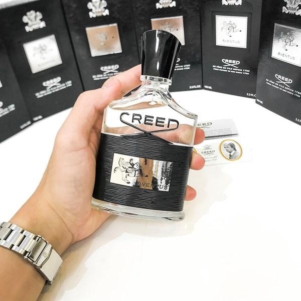 Chai Creed Aventus đen nắp bạc