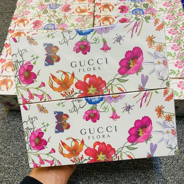 Hộp set Gucci Flora bốn chai mini 5ml