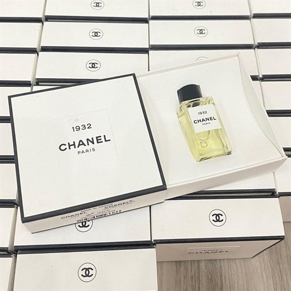 Chai Chanel Les Exclusifs 1932 nắp vuông