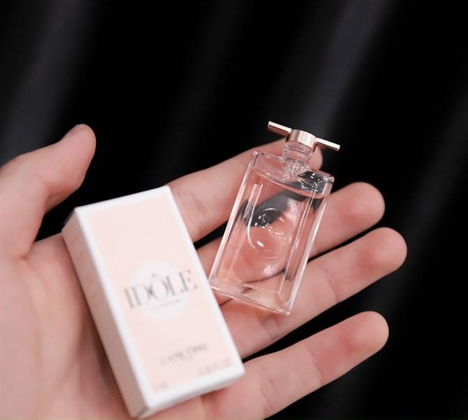 Chai Lancome Idole mảnh dẹt màu hồng