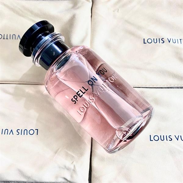 Chai Louis Vuitton Spell On You hồng nhạt