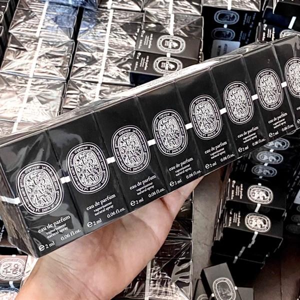 Chai Diptyque Oud Palao EDP nhãn oval tối màu