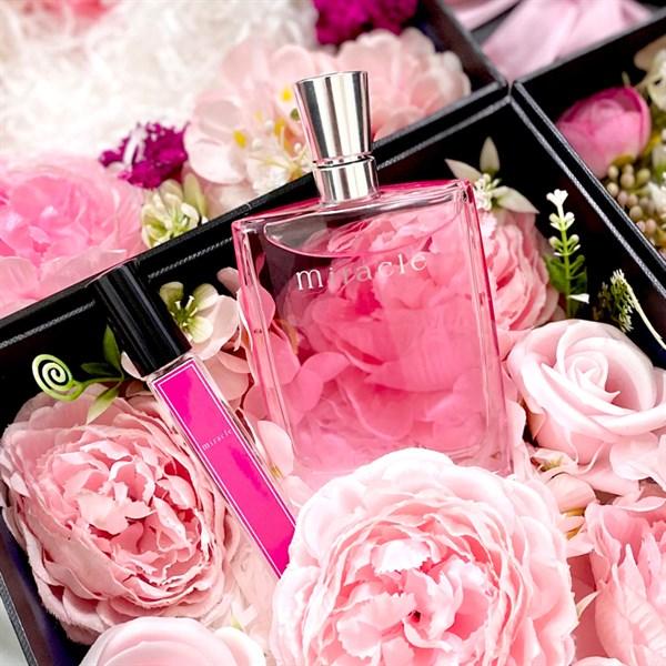 Chai Lancome Miracle EDP hồng nắp bạc