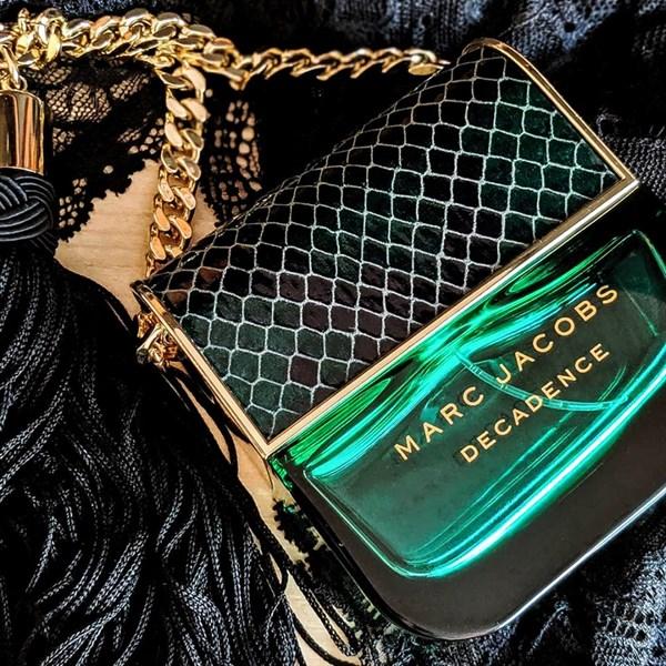 Chai Marc Jacobs Decadence 100ml hình túi xách