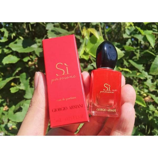 Chai Armani Sì Passione màu đỏ
