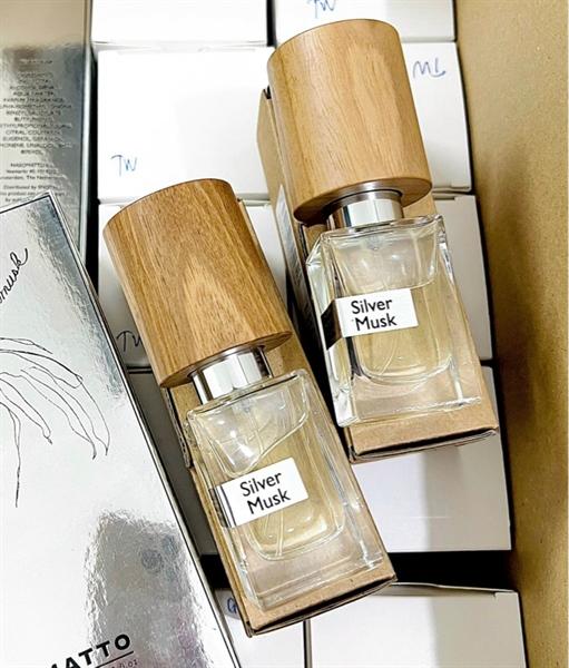 Chai Nasomatto Silver Musk Extrait nắp gỗ