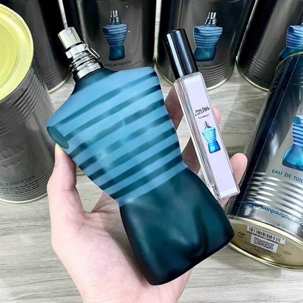 Chai JPG Le Male EDT hình thân người sọc xanh