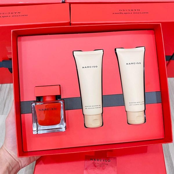 Bộ quà Narciso Rouge đỏ kèm sữa tắm, dưỡng thể
