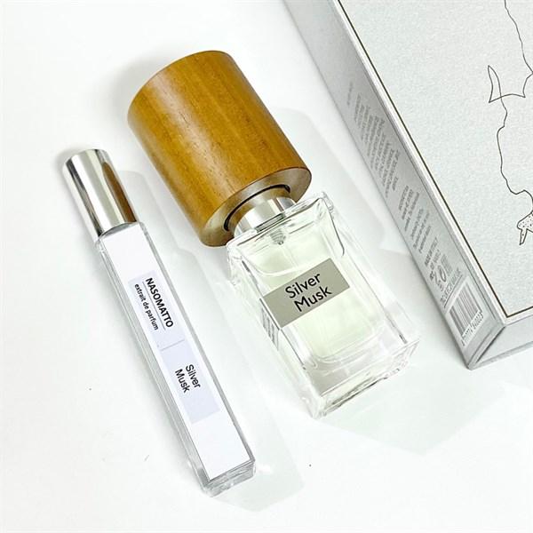 Chai Nasomatto Silver Musk nắp gỗ bạc
