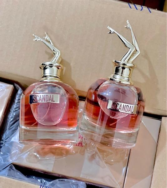 Chai JPG Scandal EDP hình đôi chân nữ