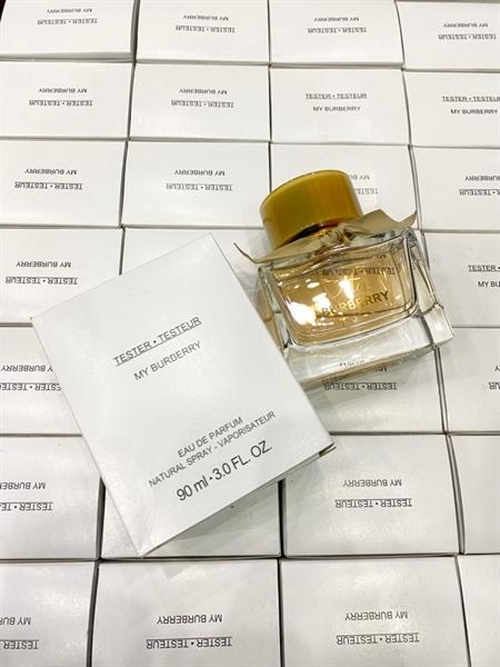 Chai My Burberry EDP nơ áo trench coat