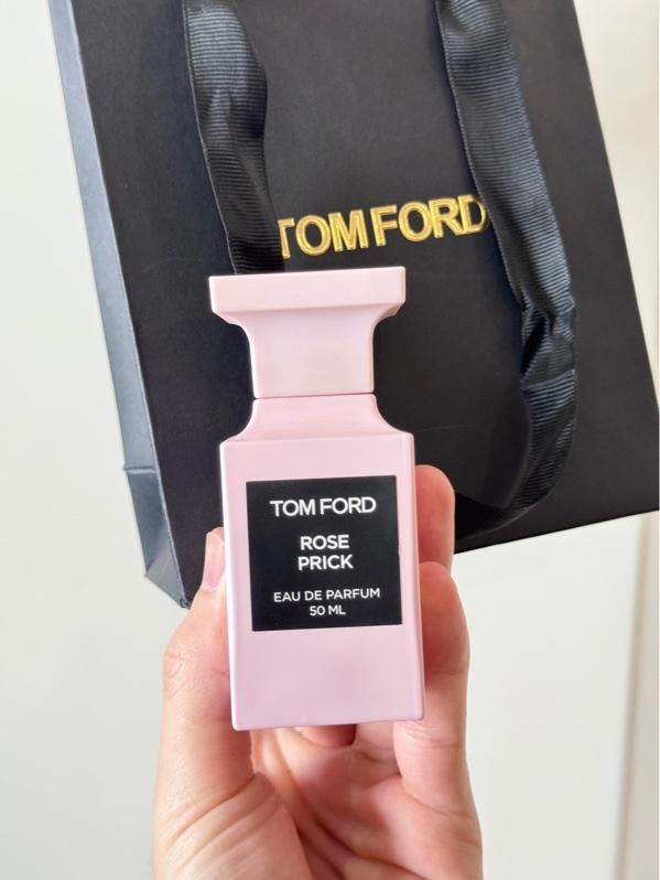 Chai Tom Ford Rose Prick 50ml hồng đậm