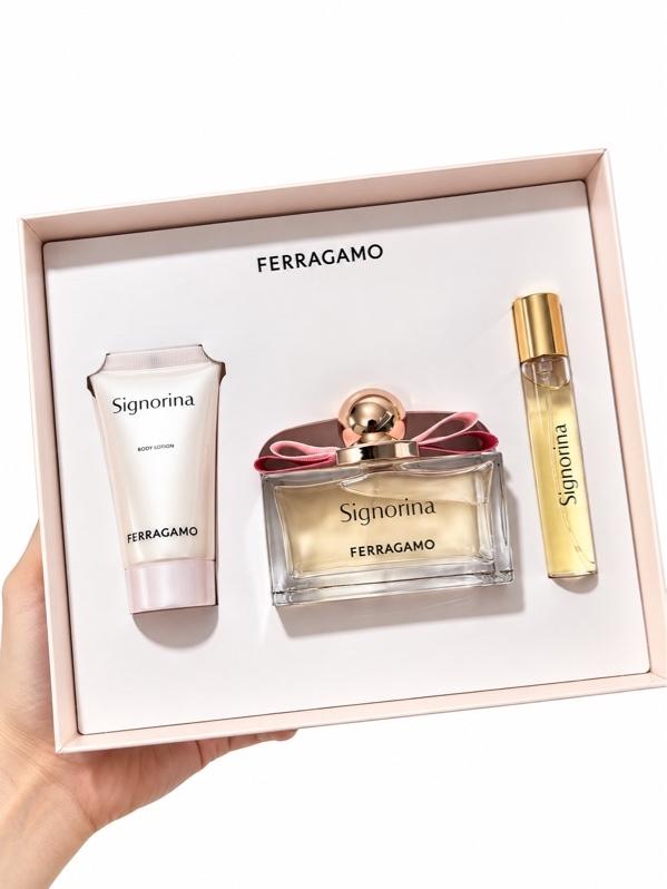 Bộ quà Ferragamo Signorina EDP chai hồng nơ đen